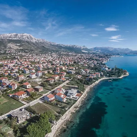 Apartman Gorgeous In Kastel Kambelovac With Wifi Kaštela
