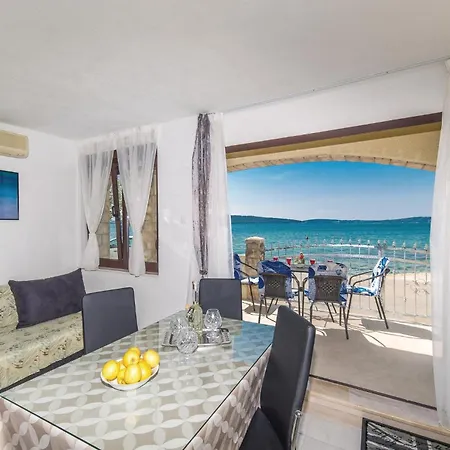 In Kastel Kambelovac Kaštela