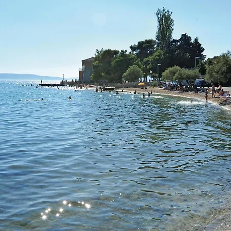 Gorgeous In Kastel Kambelovac With Wifi